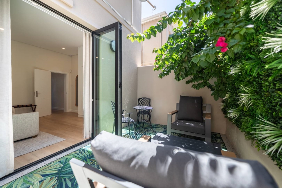 To Let 2 Bedroom Property for Rent in Sea Point Western Cape